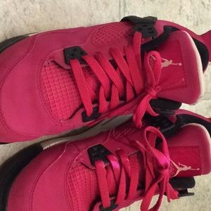 Jordan retro 4 hot pink